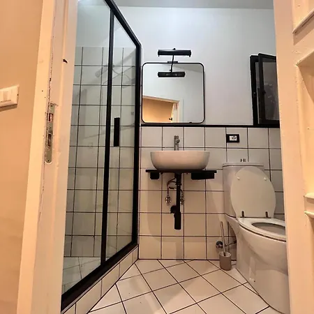 #modern Artist# Apartman *