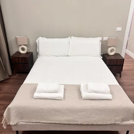 #modern Artist# Apartman Firenze