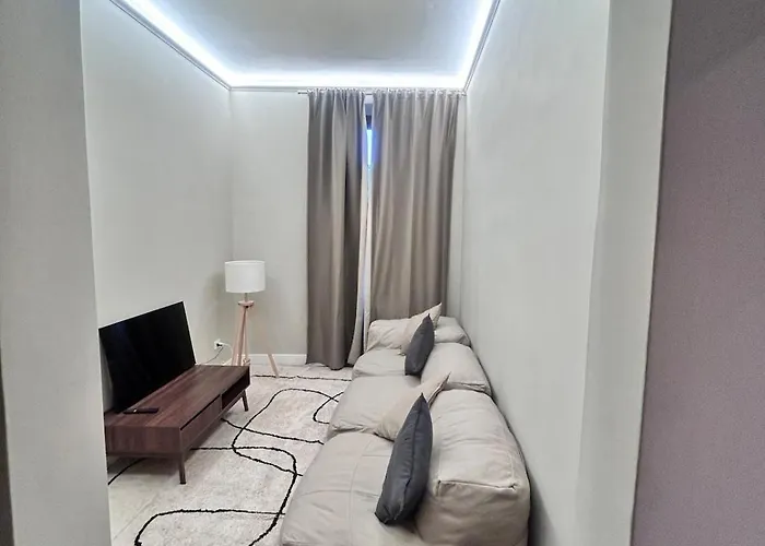 #modern Artist# Florence